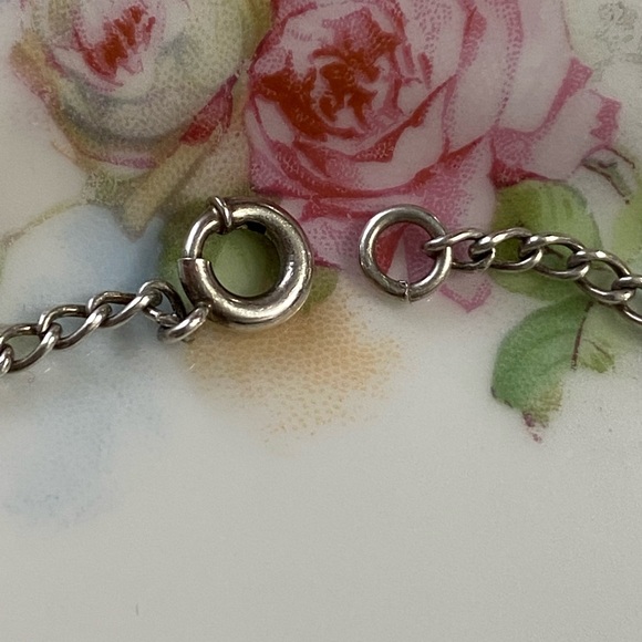 Vintage Sterling 5 Puffy Hearts Bracelet - Picture 3 of 11